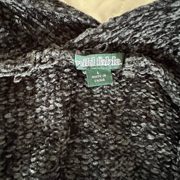 Black and White Button Cardigan - Picture 5 of 6